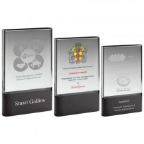 Arizona Premium Crystal Corporate Award | 30mm Thick | 203mm |