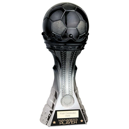 King Heavyweight Managers Player Football Trophy | Black to Platinum | 250mm | G24